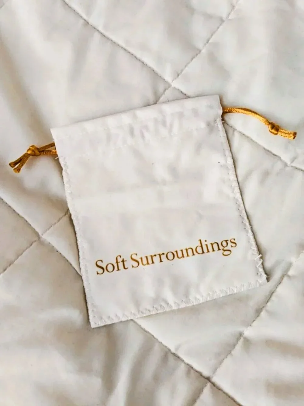 Soft Surroundings Cream Velveteen Drawstring Jewelry Dust Bag for Storage Gifts